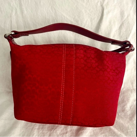 đź‘‘âś…PRICE FIRMâś… COACH Red Monogram Handbag - Picture 8 of 16